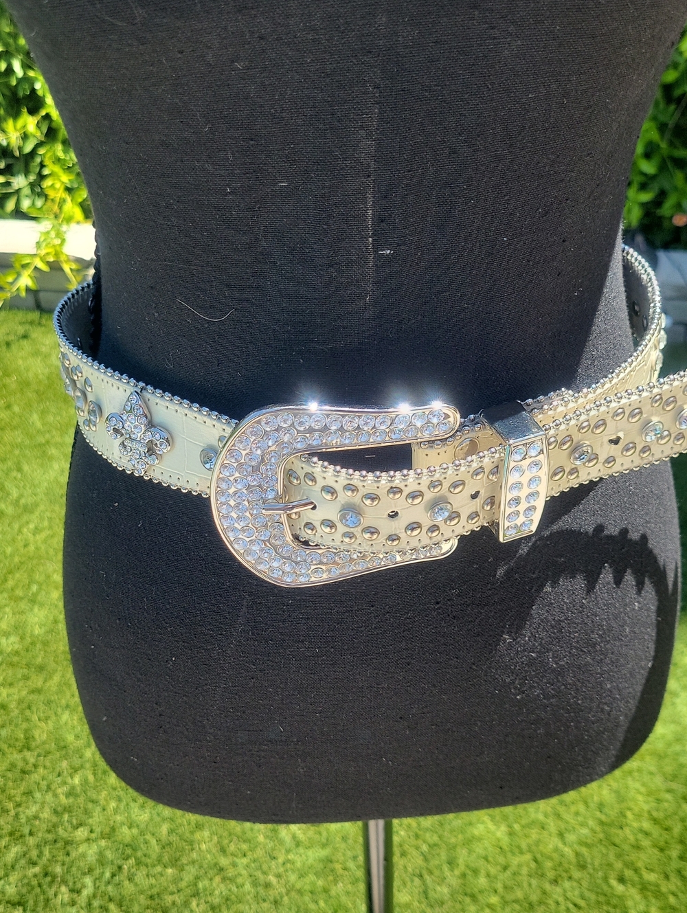 Western Rhinestone  Fleur De Lis Y2K Cowgirl Rodeo Bling Leather Belt S/M